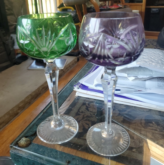 Bohemian Cut To Clear Wine Glasses 7.75" Tall No Chips Or Cracks Set Of 2 - Picture 1 of 2
